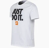 Remera Nike Sportswear Blanca